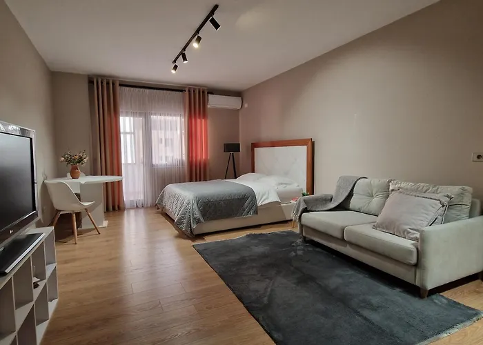 Cozy Retreat In The Heart Of Bllok Tirana