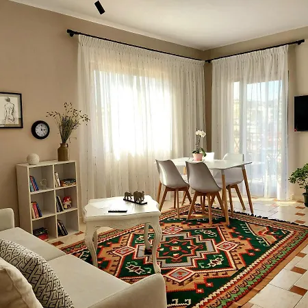 Apartament Cozy Retreat In The Heart Of Bllok
