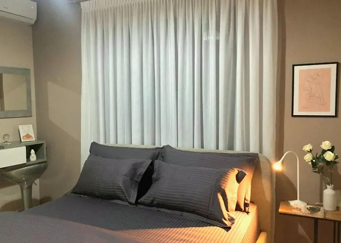 Cozy Retreat In The Heart Of Bllok Τίρανα